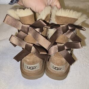 Little girl UGGS